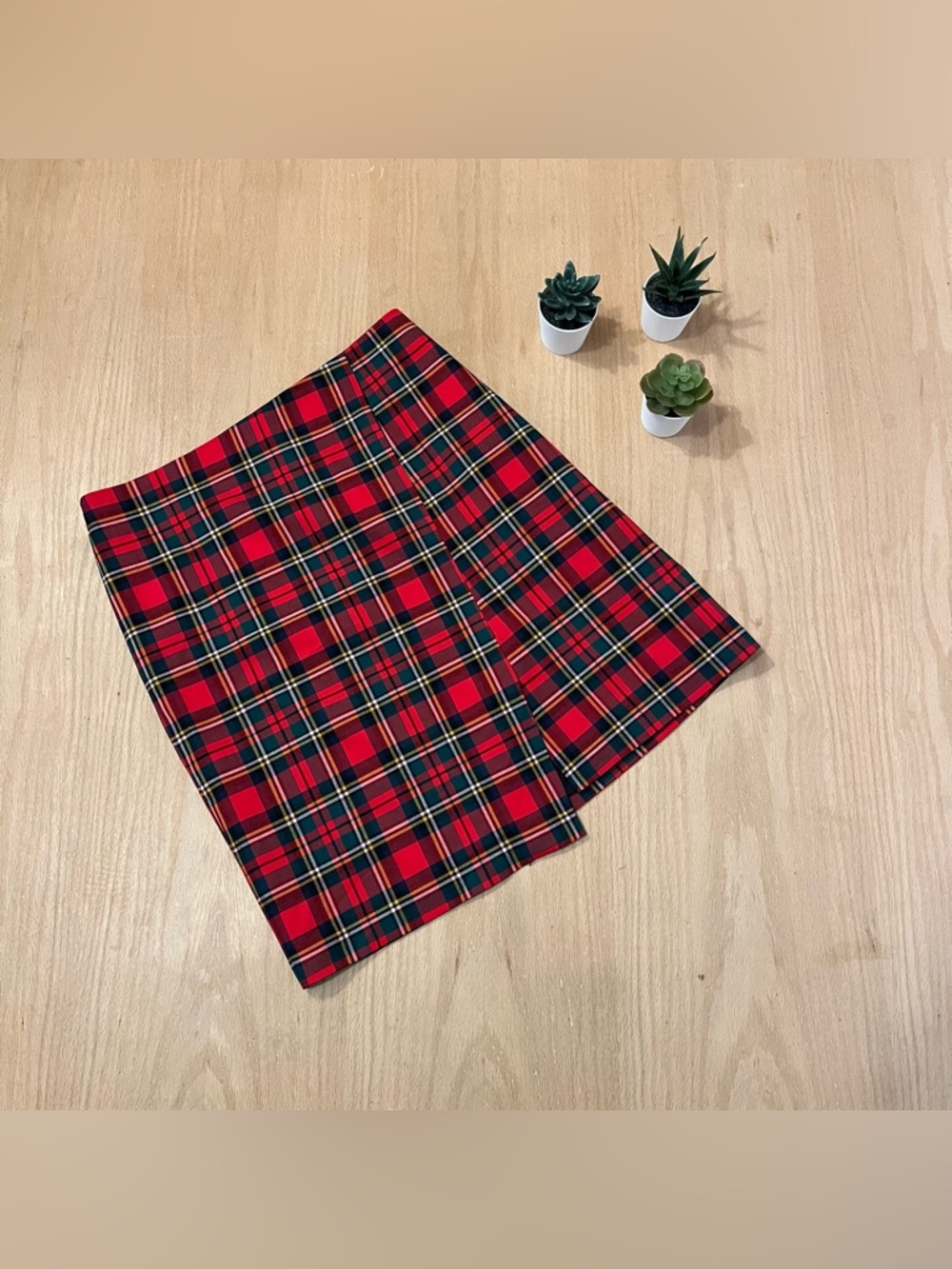 Massimo Fabbro Italy Red Plaid Skirt / Faux Kilt in size Medium